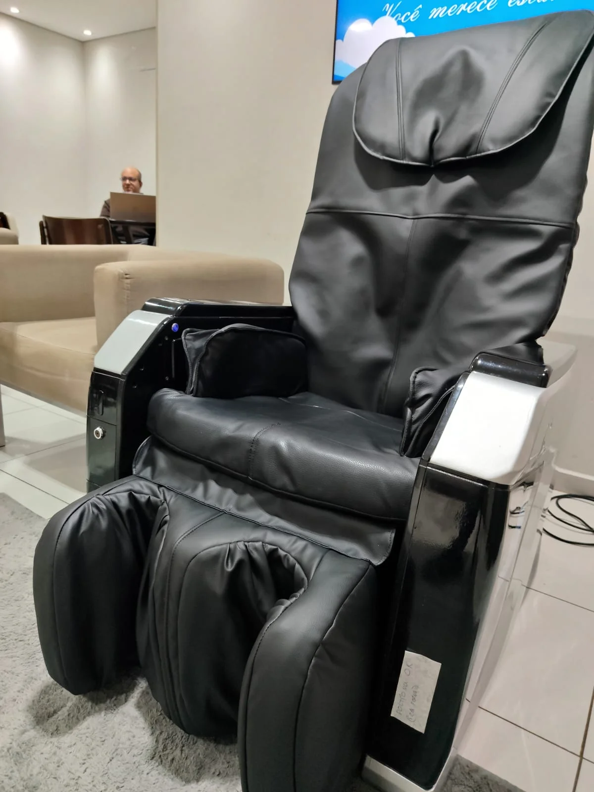 Aluguel de poltrona de massagem com botão