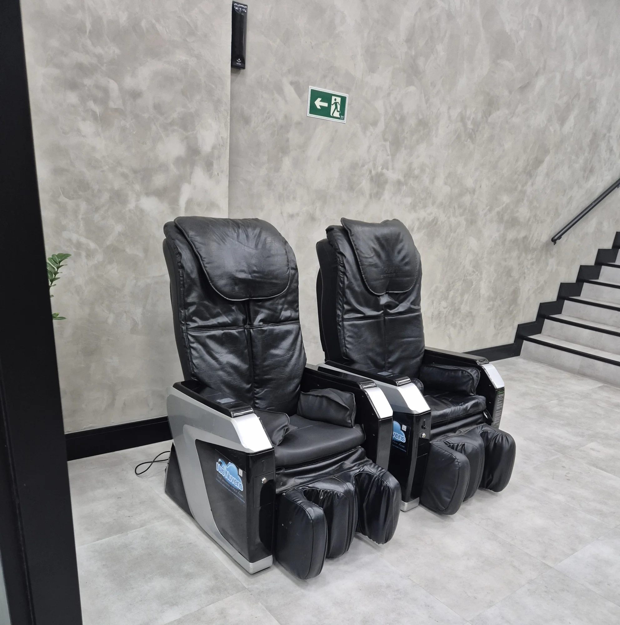 Aluguel de poltrona de massagem com botão