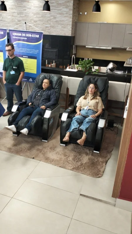 Poltrona de massagem para empresas