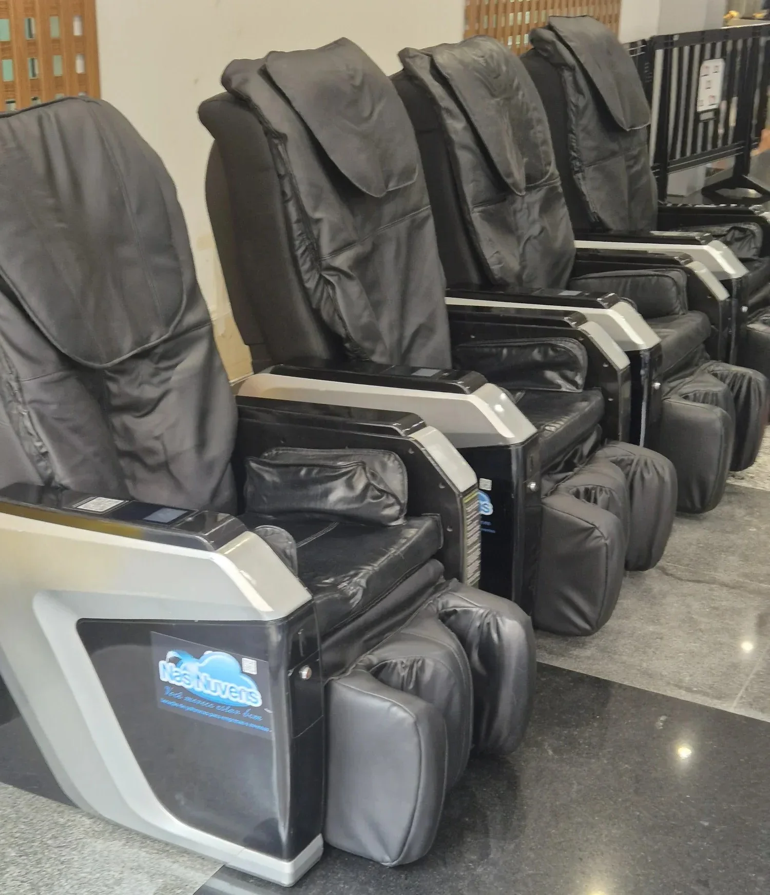 Locação de cadeiras massageadoras para empresas