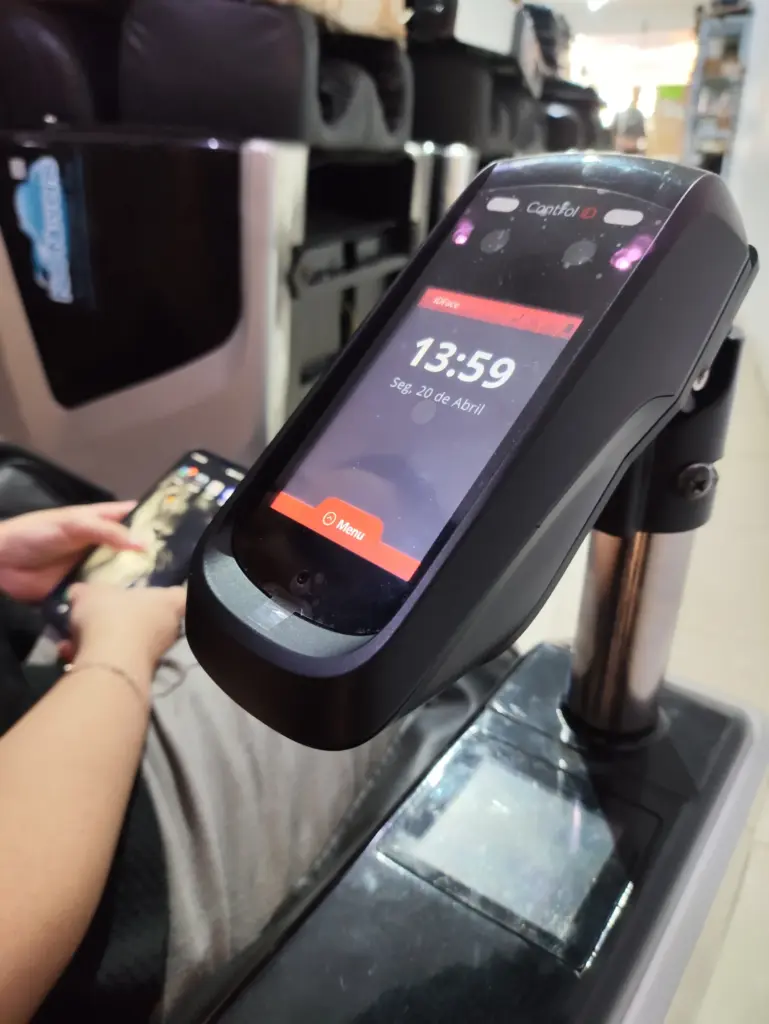 Locação de Poltronas Automassageadoras com Control Face ID